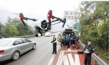 安徽無(wú)人機(jī)“交警”助力交通管理，讓道路更順暢